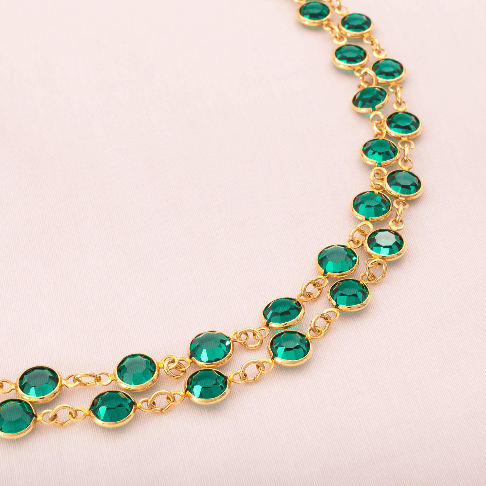 Swarovski-Halskette-grüne-Kristalle-in-vergoldeter-Fassung