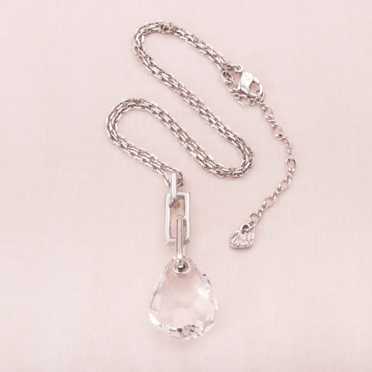 Swarovski-Halskette-großer-Kristalltropfen-Anhänger