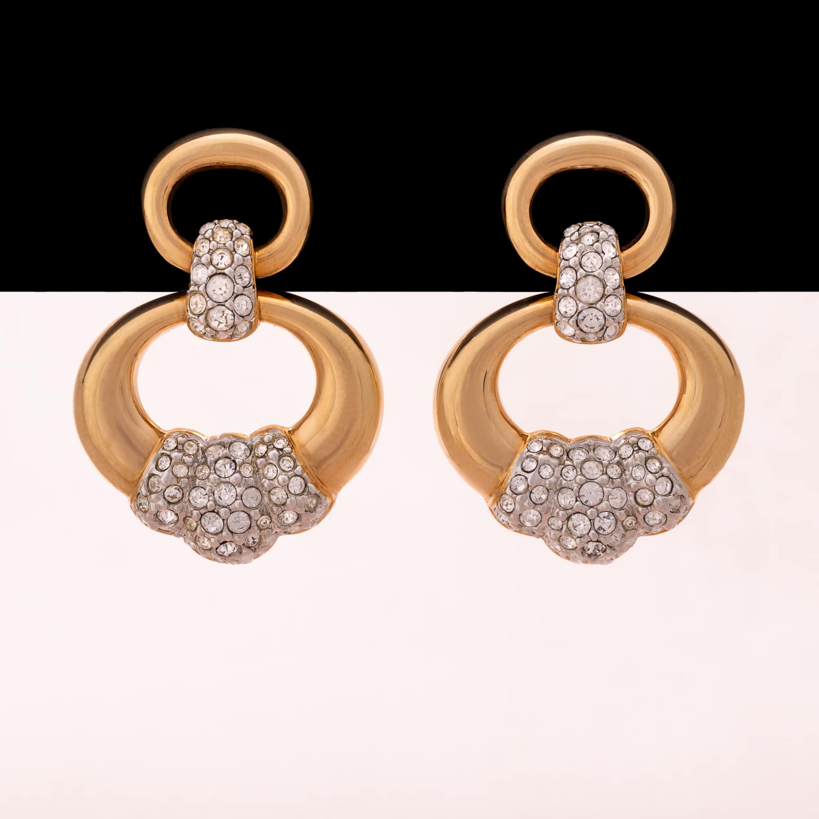Swarovski-vergoldete-Ohrclips-Türklopfer-Design