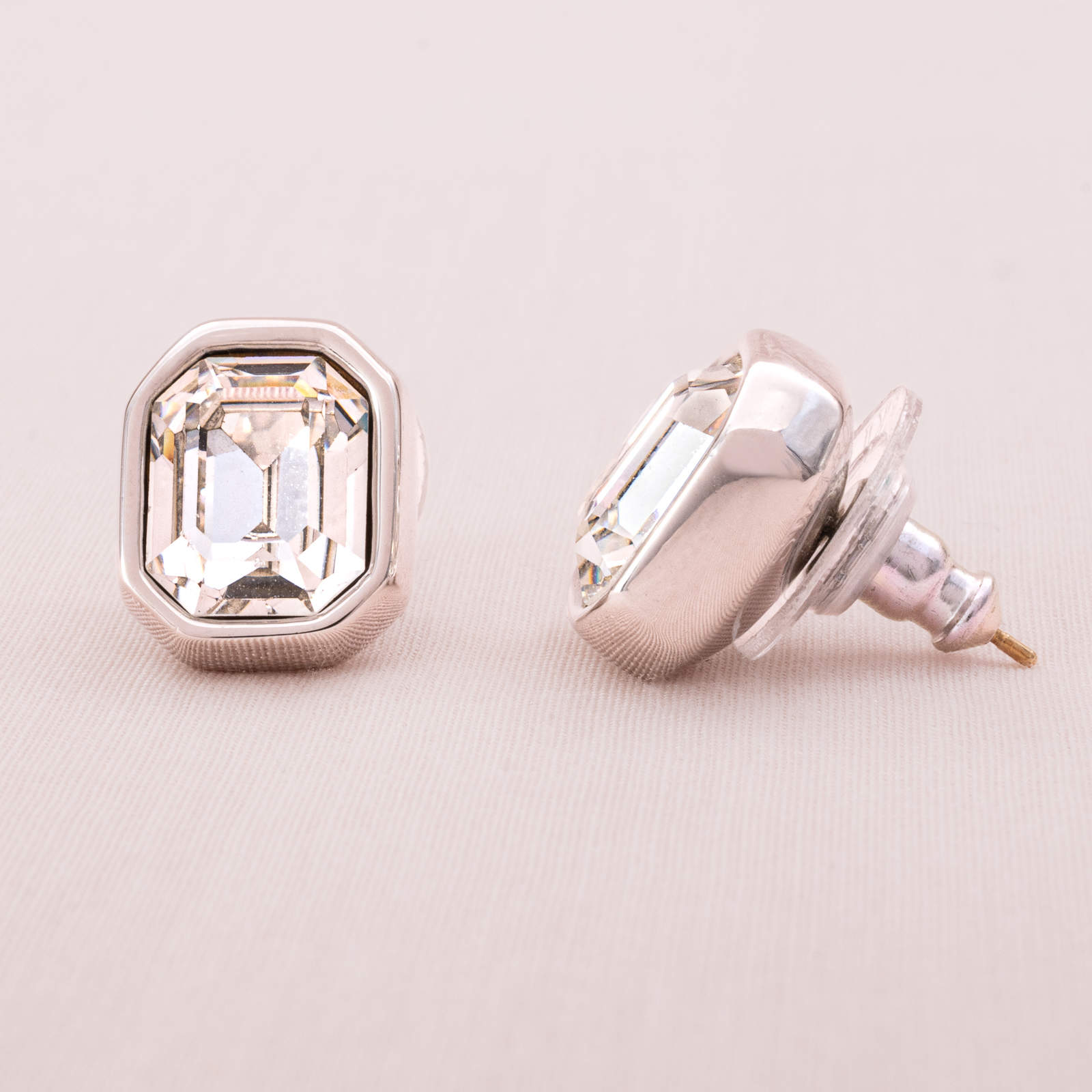 Swarovski-Ohrringe-weißer-Kristall-im-Achteckschliff