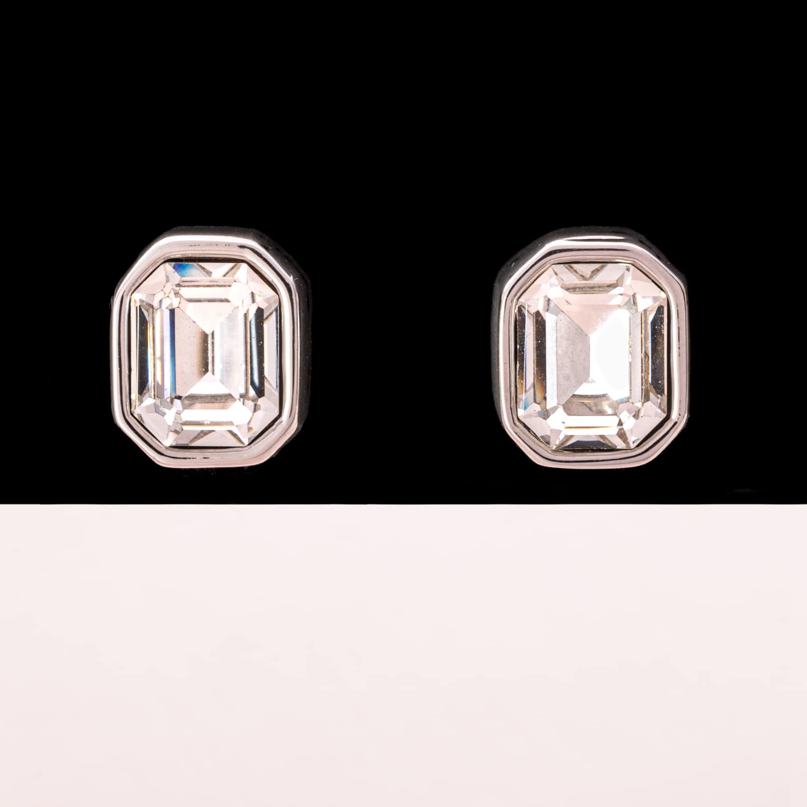 Swarovski-Ohrringe-weißer-Kristall-im-Achteckschliff