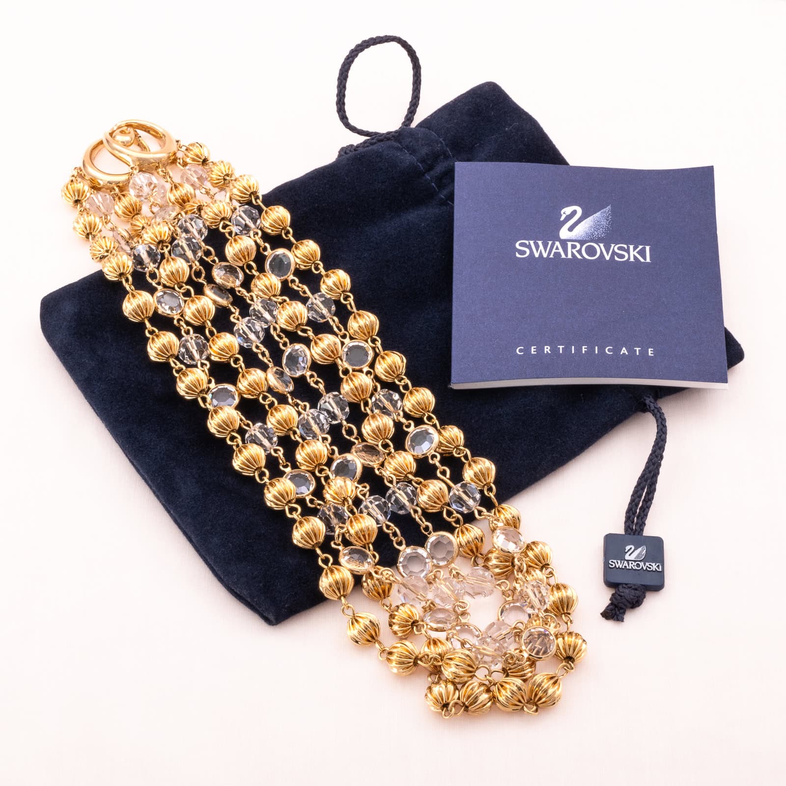 Swarovski-Halskette-vier-Stränge-Metall-und-Kristallperlen-Originalverpackung