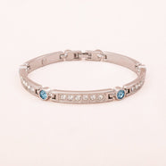 Klassisches Tennisarmband mit weißen und blauen Kristallen