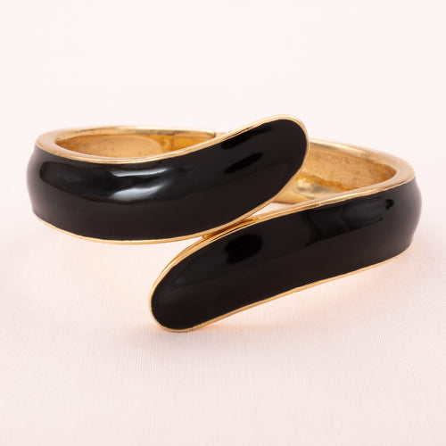 TRIFARI black enamel bangle from the 90s