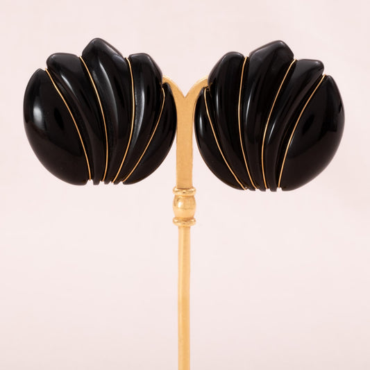 Trifari-schwarze-Ohrclips-Art-Deco-inspiriert