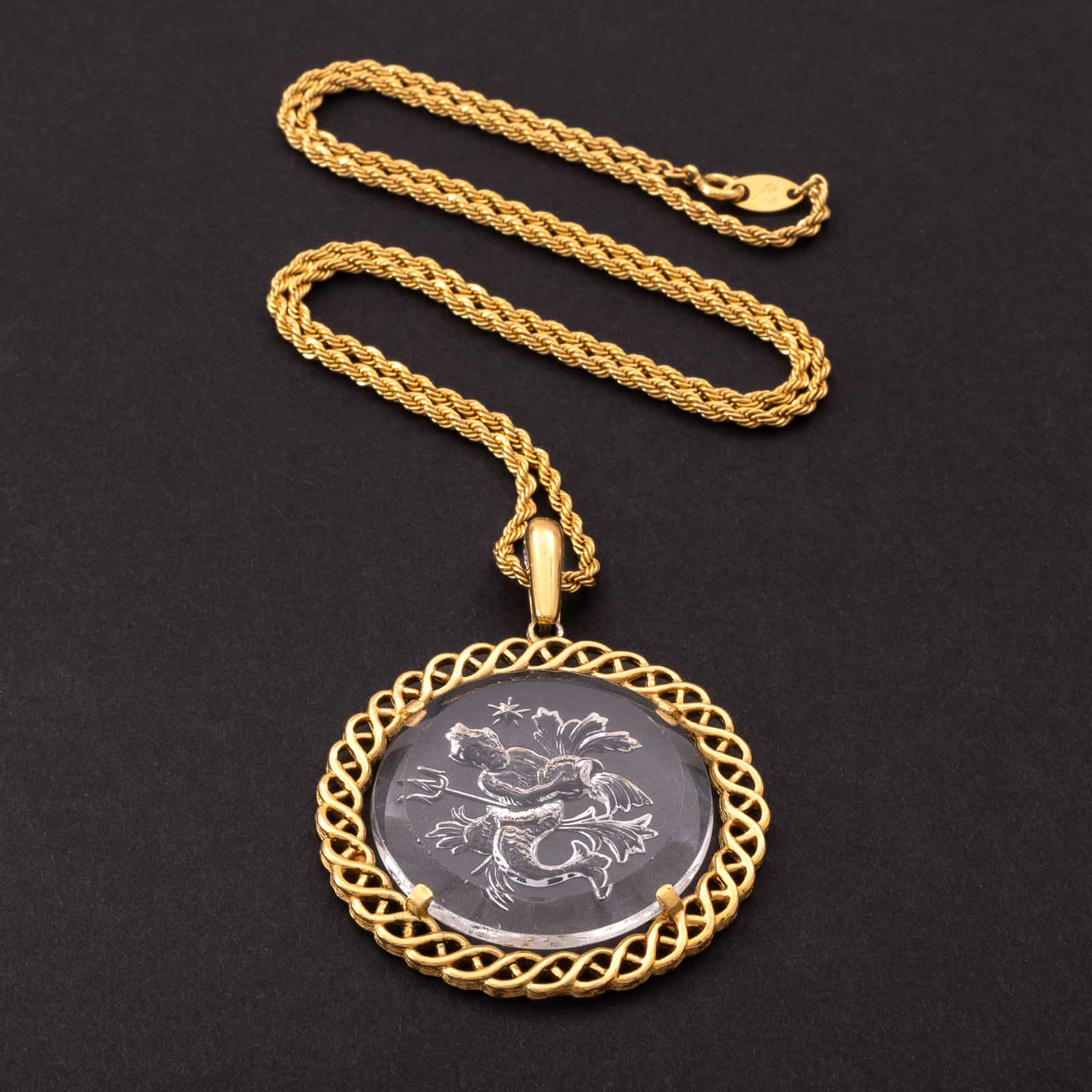 Trifari Pendant store Necklace