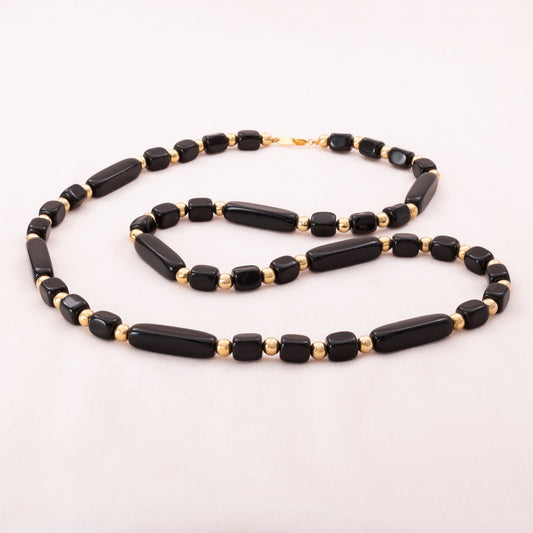 Trifari-Halskette-eckige-schwarze-Kunststoff-Perlen-80er-Jahre