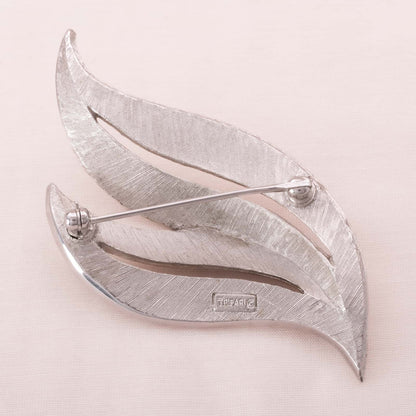 TRIFARI silver-tone leaves brooch