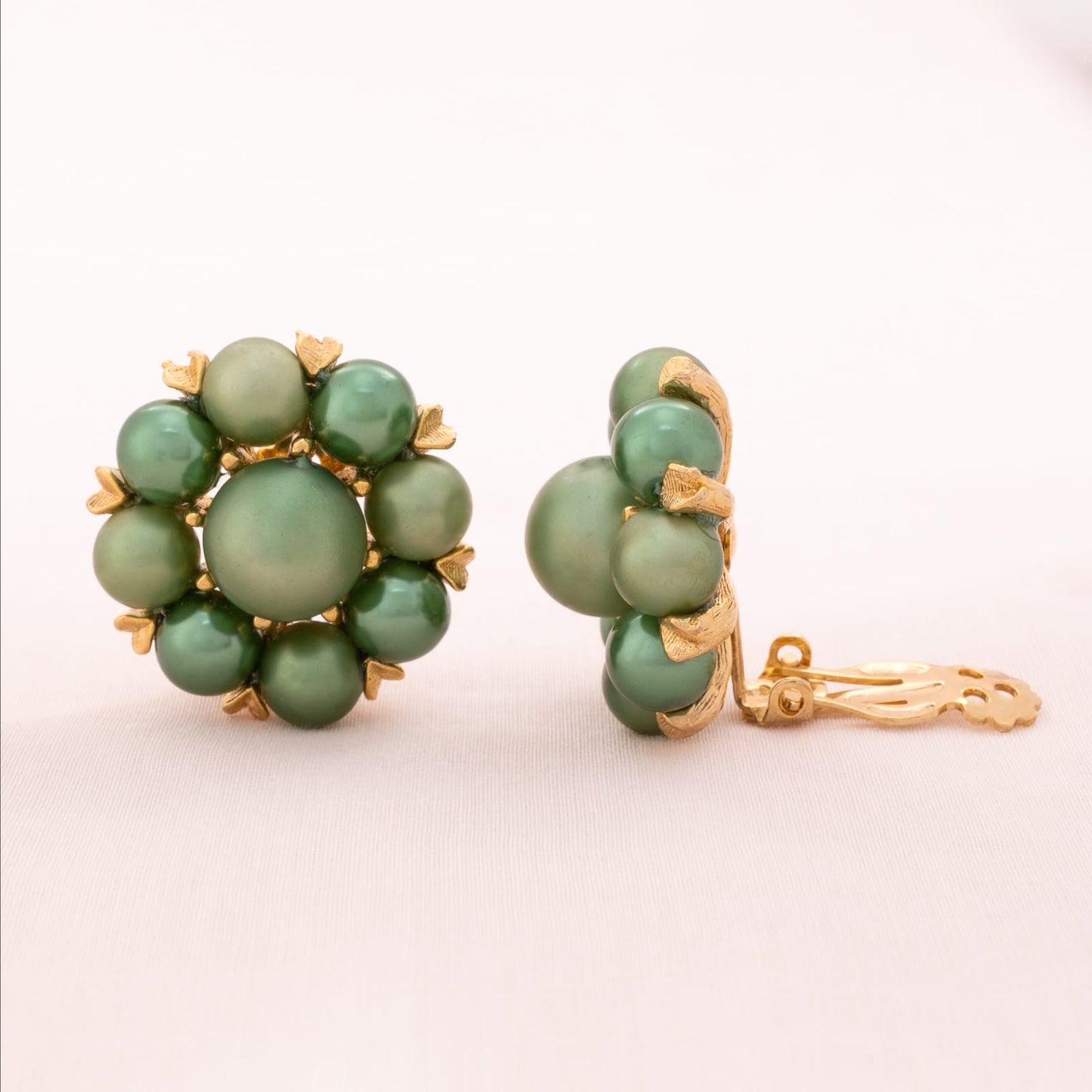 Grüne-Vintage-Perlen-Ohrclips