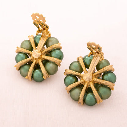 Grüne-Vintage-Perlen-Ohrclips-Rückseiten