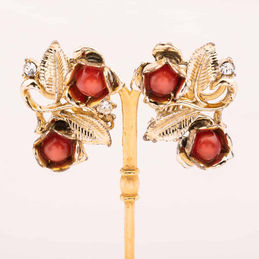 Goldfarbene-50s-Ohrclips-rote-Beeren-und-Strass