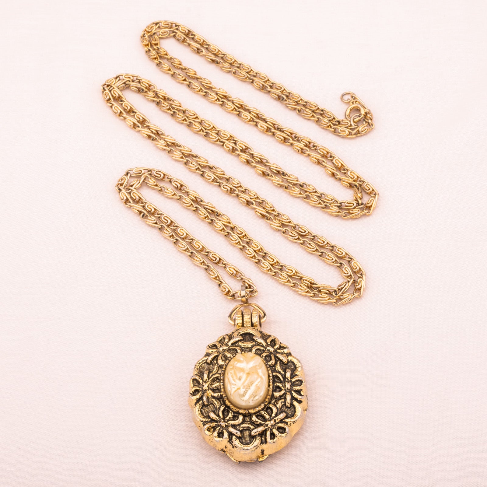 Revival Find – Antik Medaillon Vintage Beauty Style Sehr mit im Vintage lange Halskette