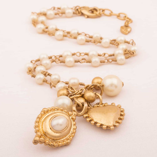CAROLEE necklace with pearls and heart pendant