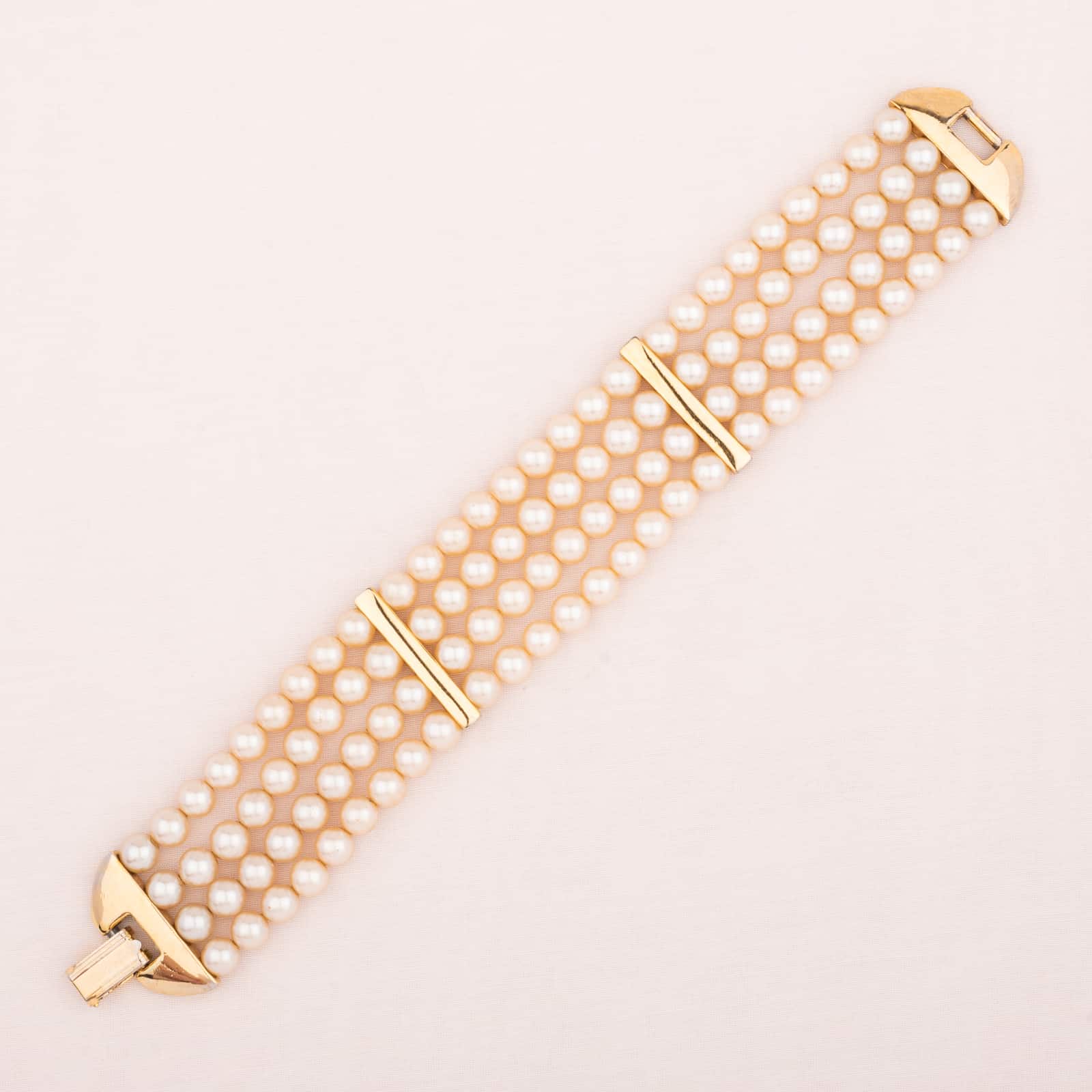 Carolee-vier-reihiges-Perlen-Armband