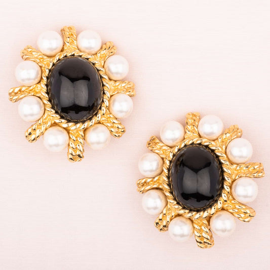 Ciner-Ohrclips-Schwarzer-Cabochon-Perlen