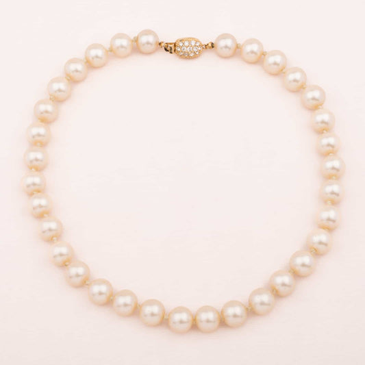 Ciner-Perlenkette-mit-Strass-Verschluss