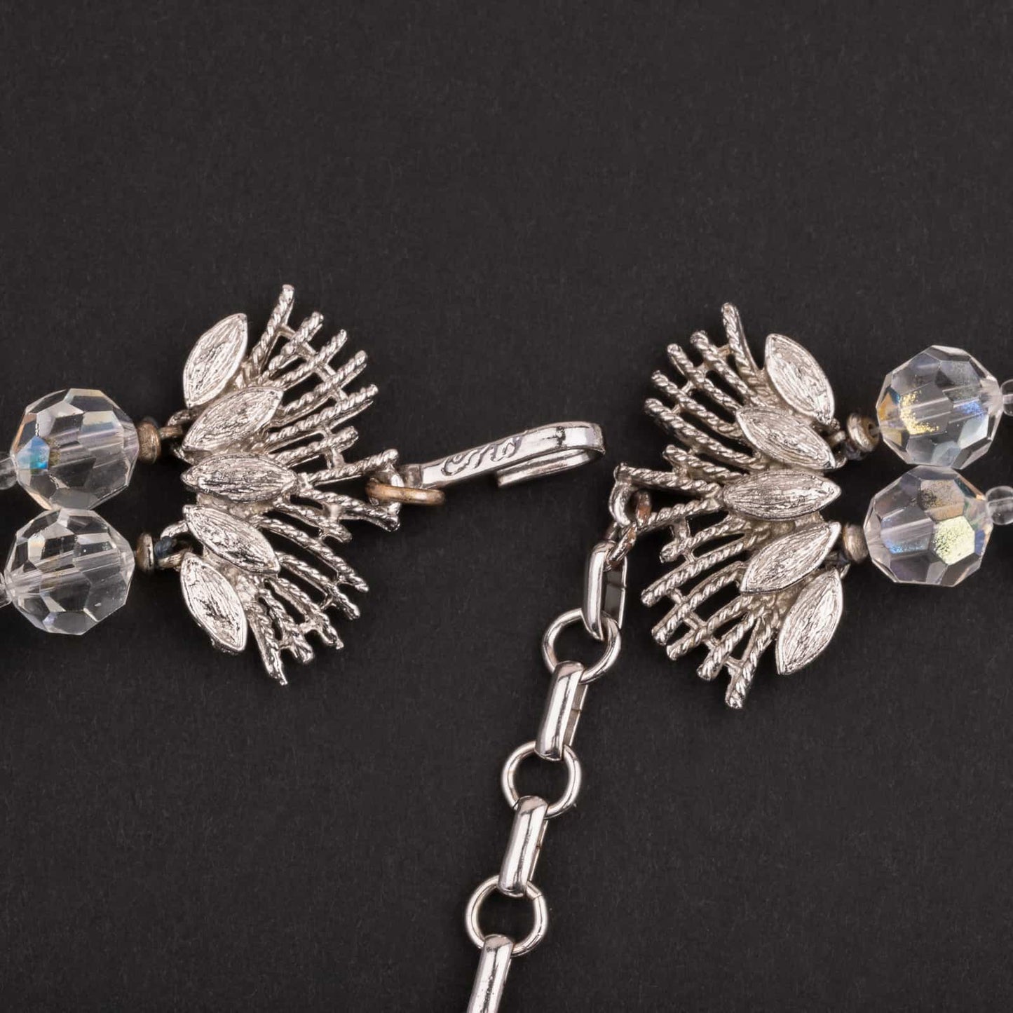 Coro-zweireihige-Kristallperlen-Halskette-50s-Signatur