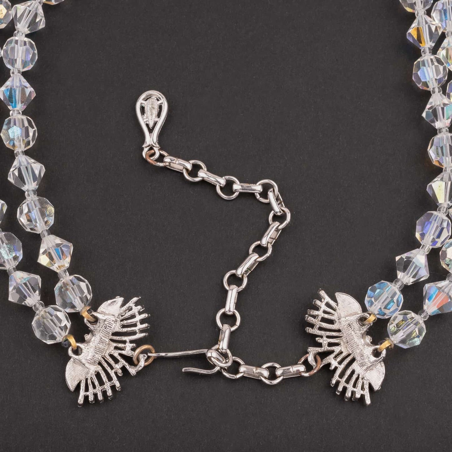 Coro-zweireihige-Kristallperlen-Halskette-Verschluss