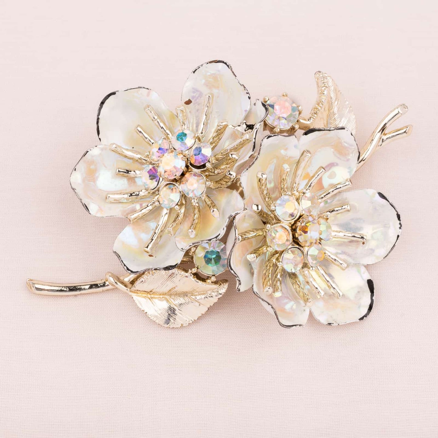 Coro-Blumen-Brosche-50s-Aurora-Borealis