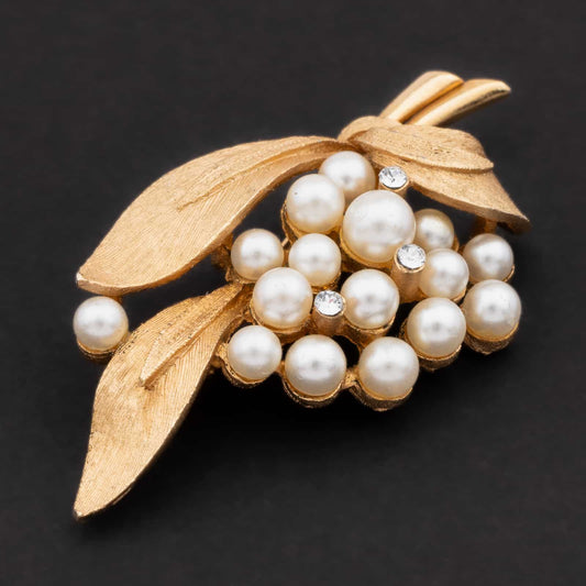 Coro-vergoldete-Brosche-mit-Perlen-und-Strass