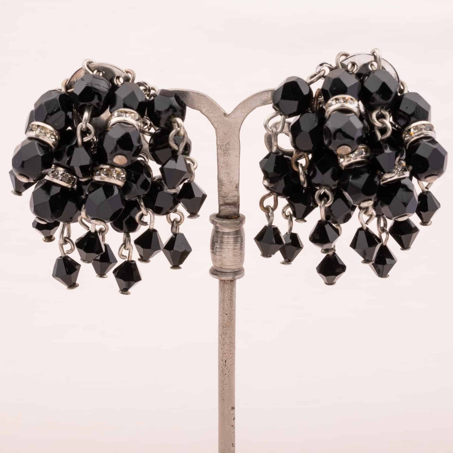 Coro-Schwarze-Cha-Cha-Ohrringe-Kristallperlen