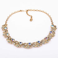 CORO Halskette mit hellblauen Aurora Borealis Strasssteinen