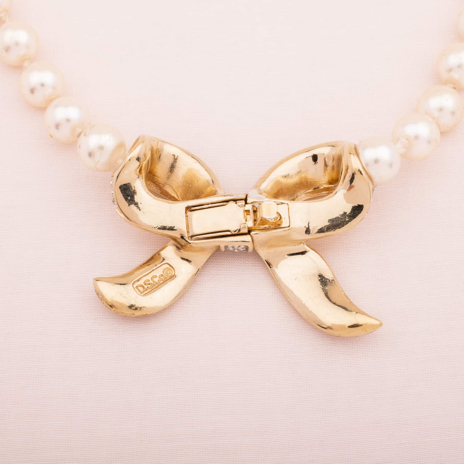 Daniel-Swarovski-Perlenkette-Kristall-Schleife-Signatur-80s
