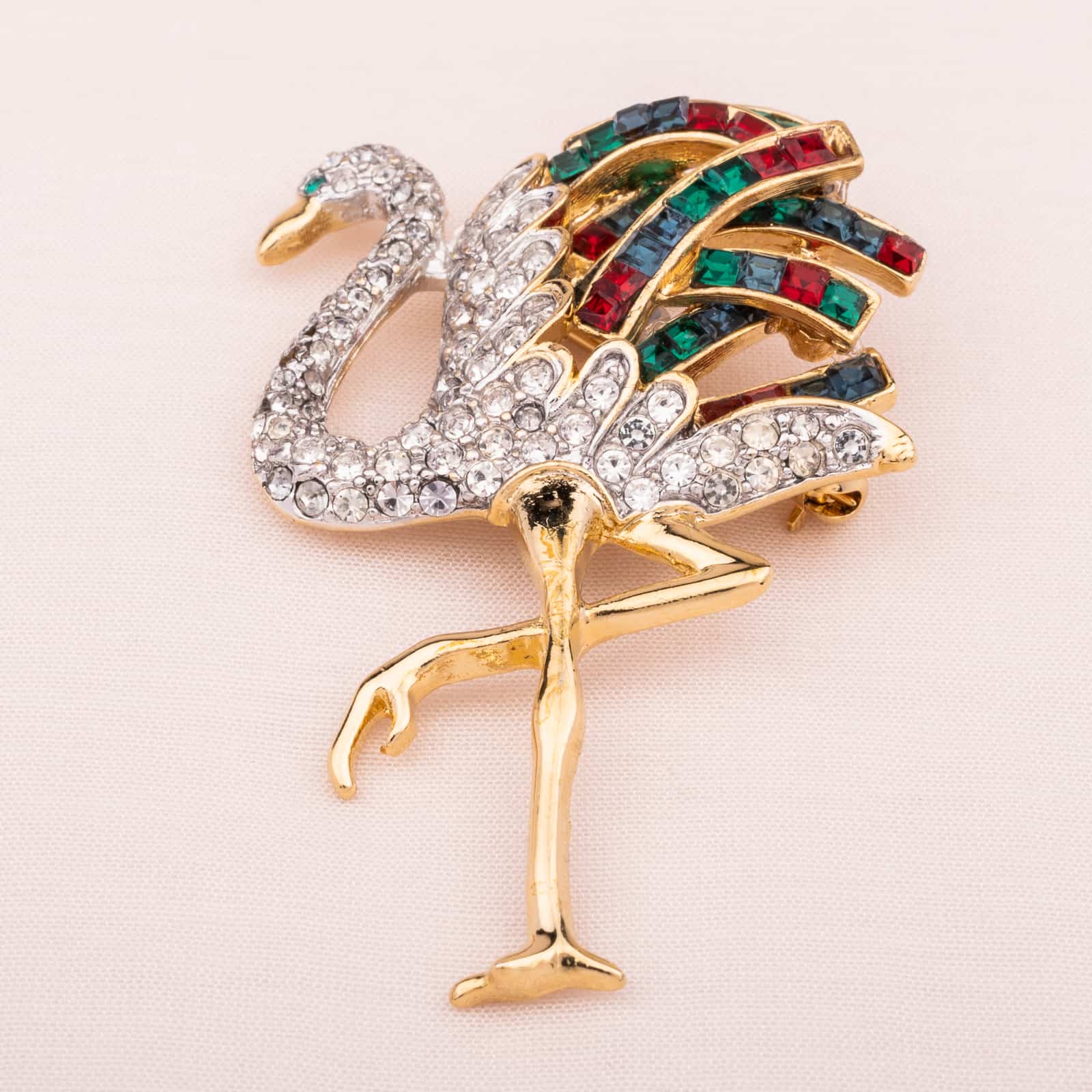 Flamingo vintage brooch gold plated and set with crystal stones