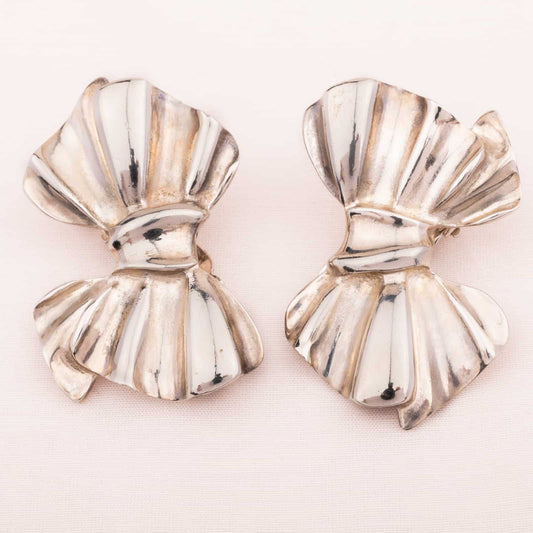 Givenchy-Schleifen-Ohrclips-versilbert-80s