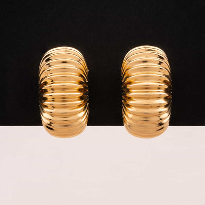 Les-Bernard-vergoldete-90s-Kreolen-Ohrringe