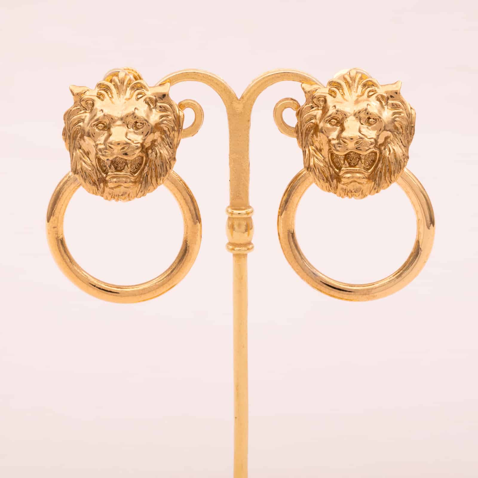 Vintage-Loewen-Türklopfer-Ohrclips-vergoldet
