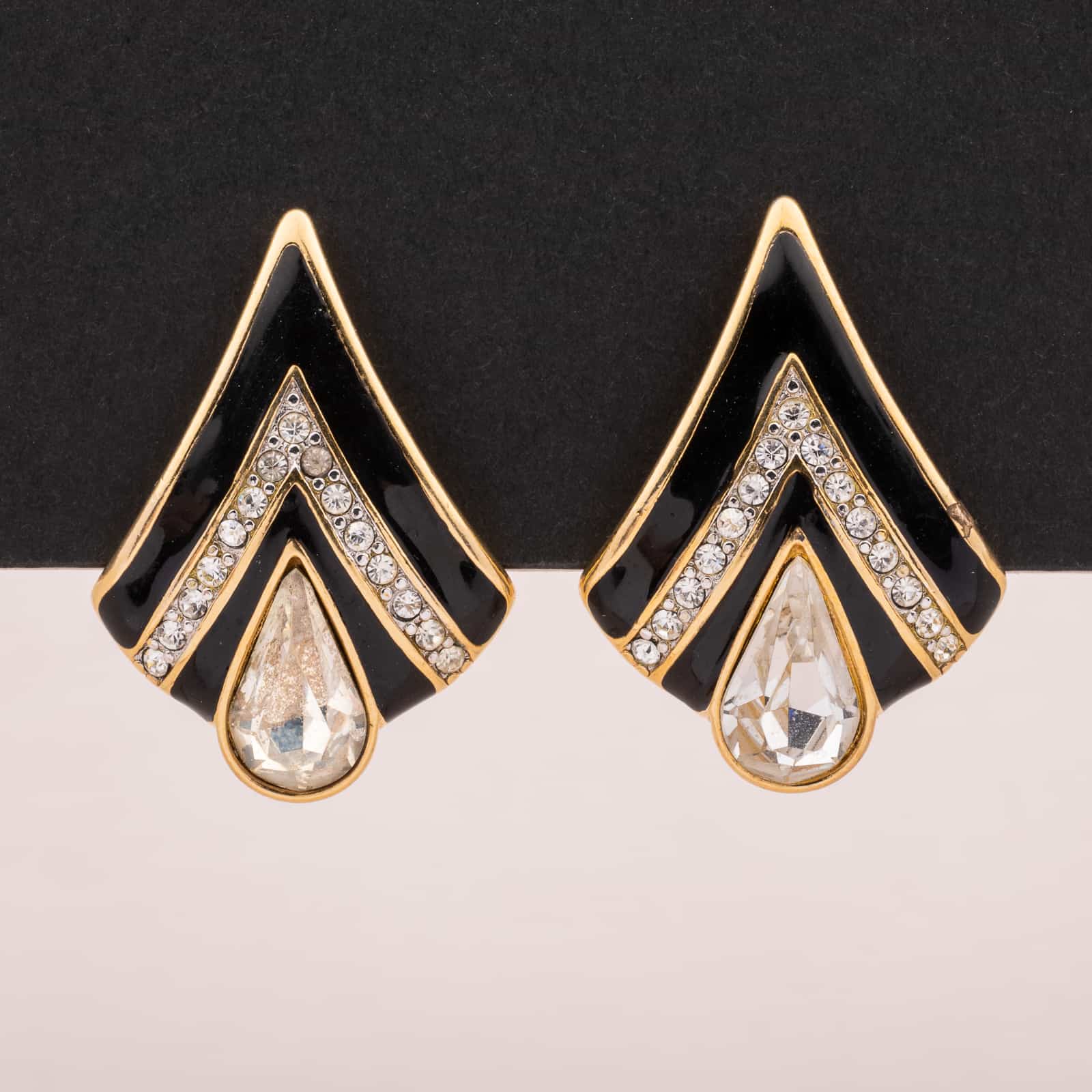 Monet-Ohrclips-schwarze-Emaille-Strass-80s