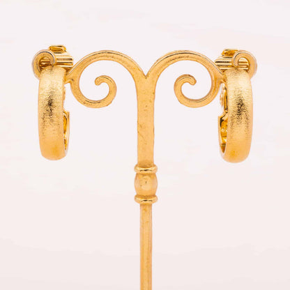 Monet-vergoldete-Ohrclips-klassische-Kreolen