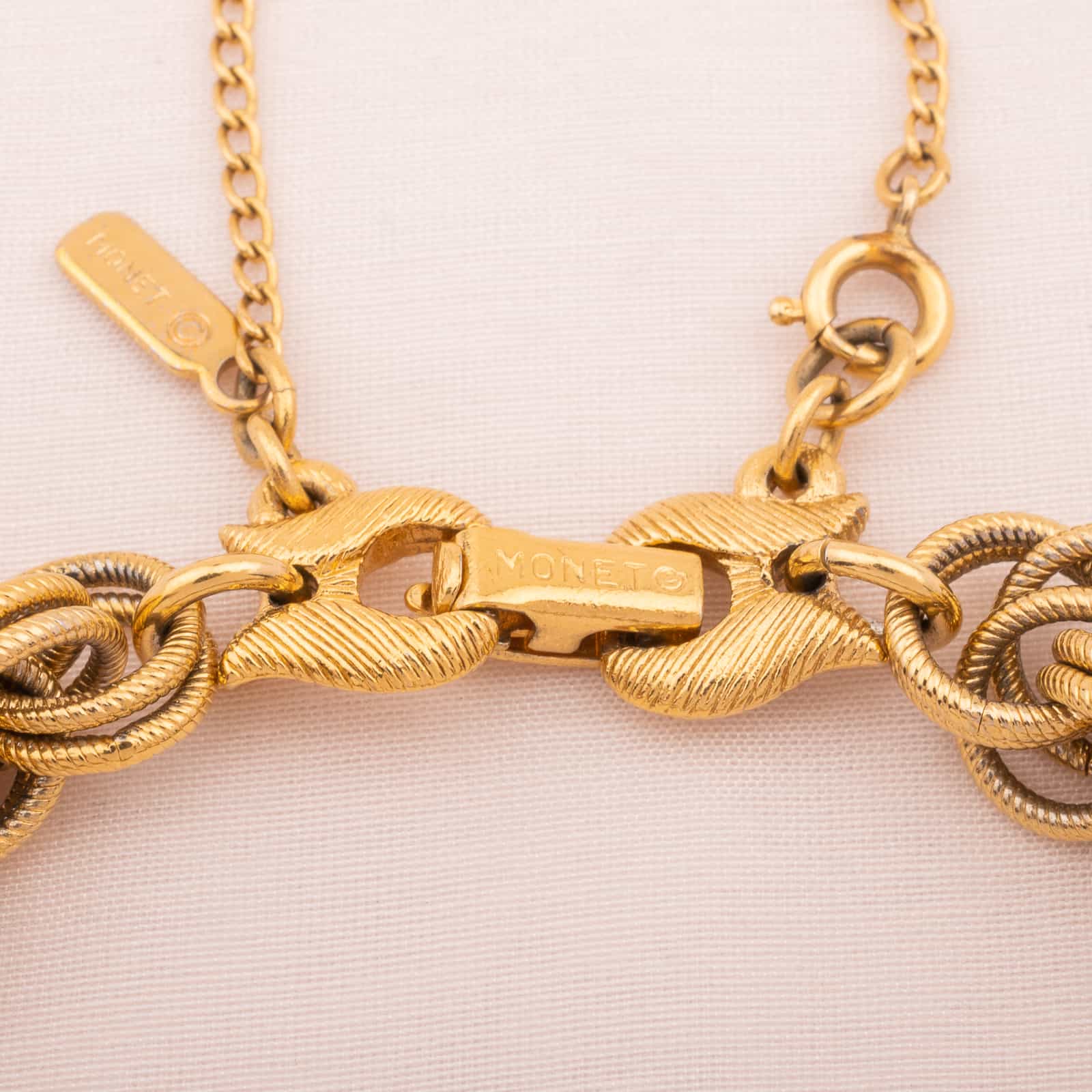 Monet-vergoldetes-Ketten-Armband-Verschluss-und-Signatur-60s