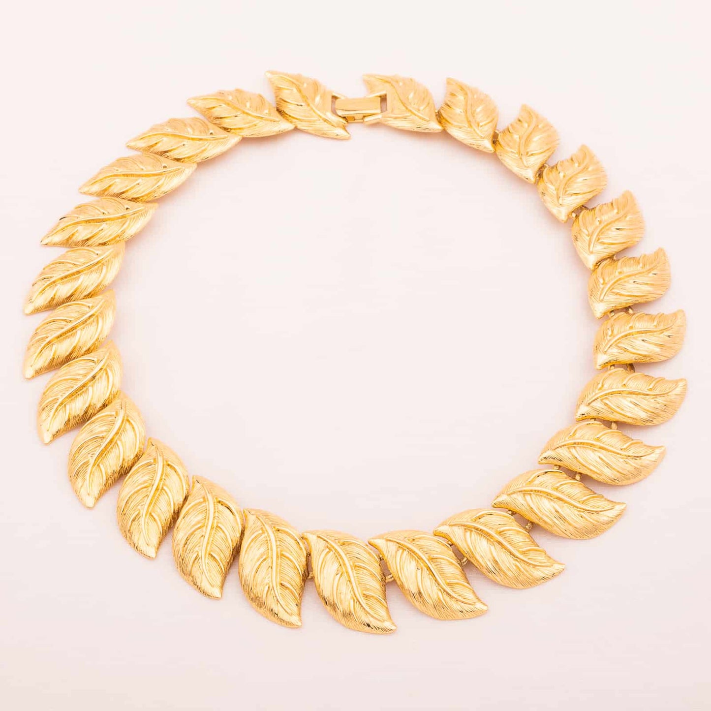 Napier-Collier-Halskette-vergoldete-Blätter
