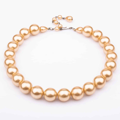 ☆【VINTAGE HOLLYWOOD】☆Classic Pearl Silky Necklac.e☆ Vintage Marvella Alexis Kirk Salmon Pink Faux Pearl Necklace