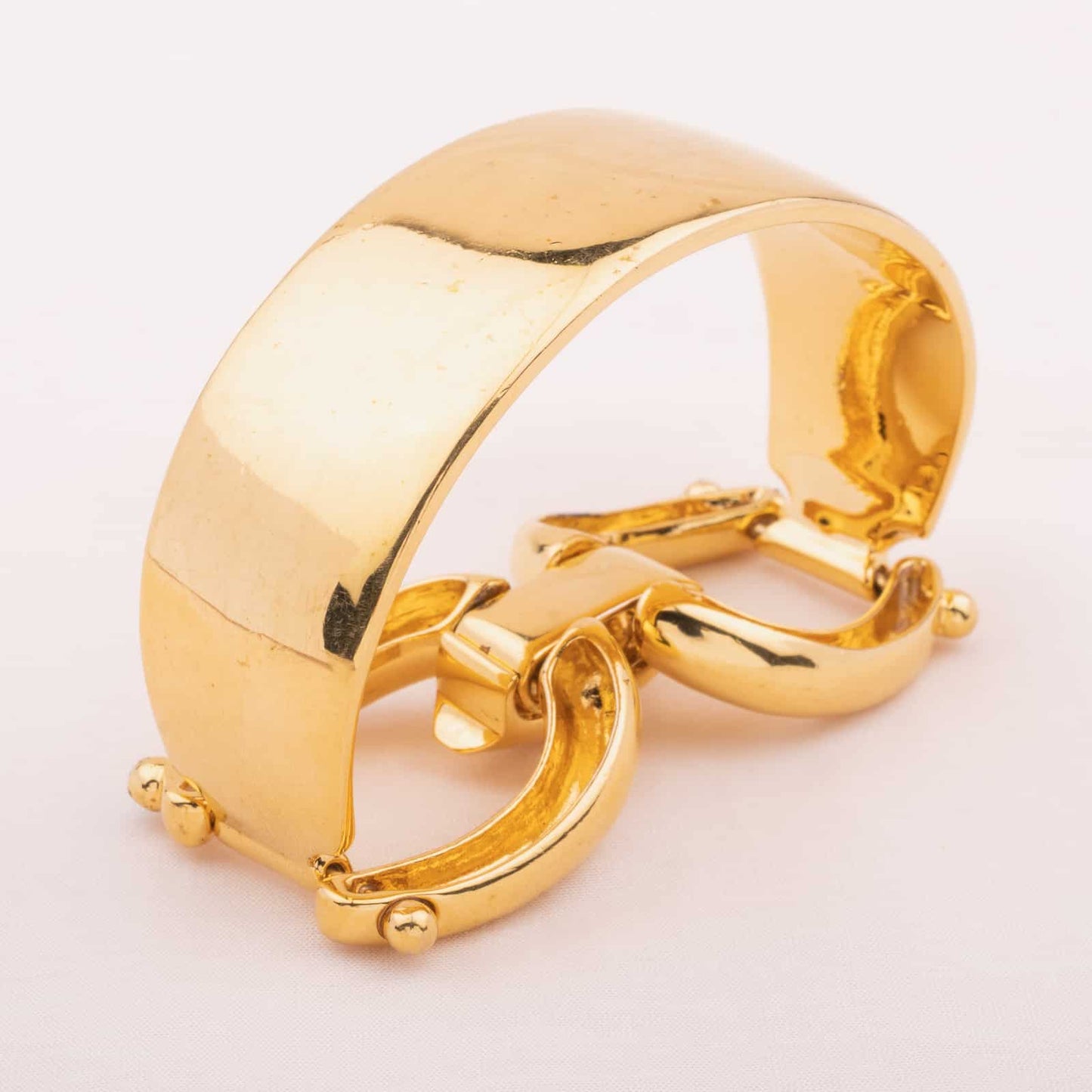 Ralph-Lauren-breites-vergoldetes-Armband-mit-Trensen-Verschluss-Rückseite