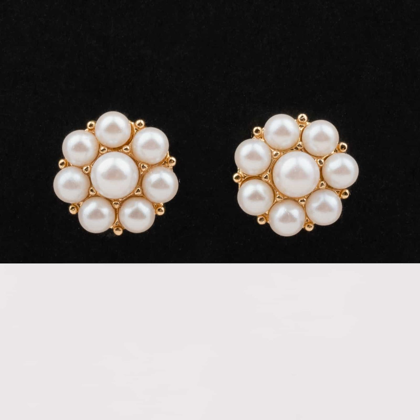 Richelieu-Perlen-Ohrringe-Blumenform