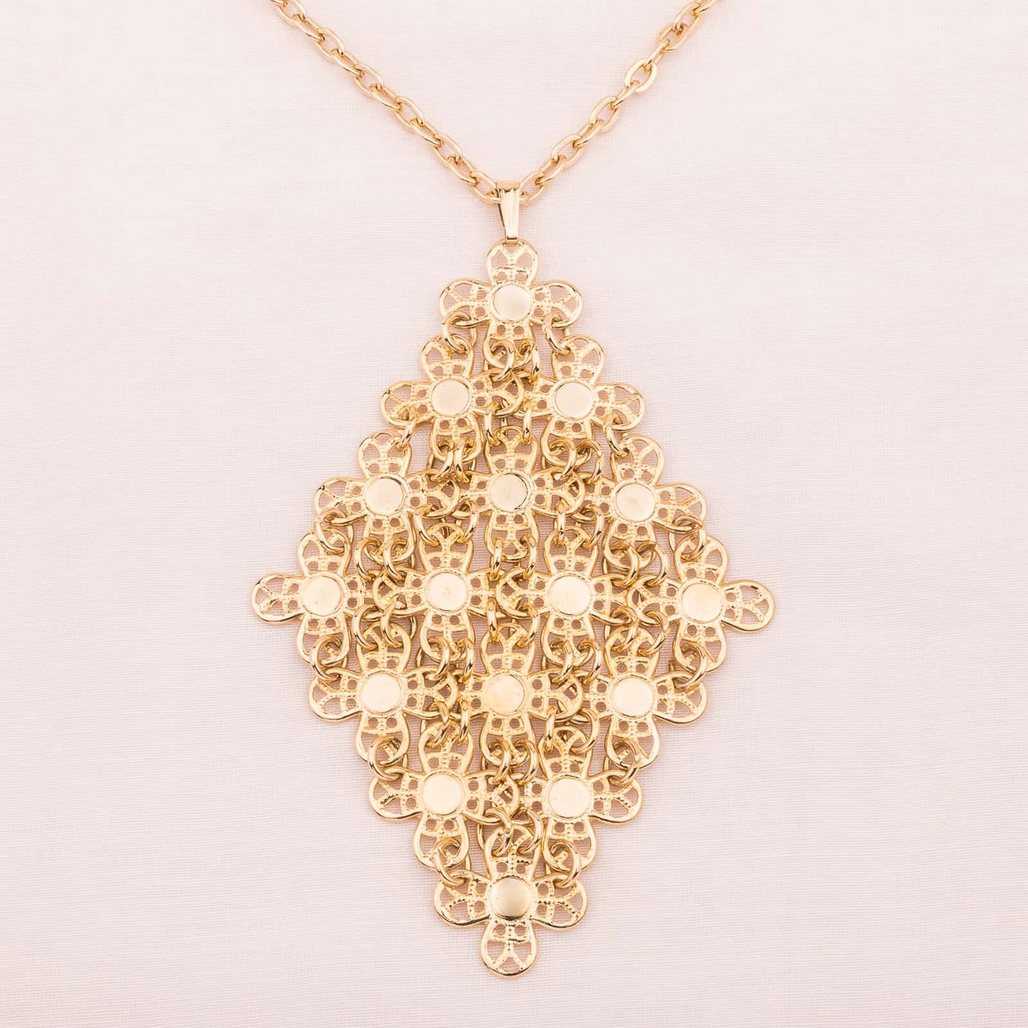 Sarah-Coventry-Anhänger-1972-Golden-Petals