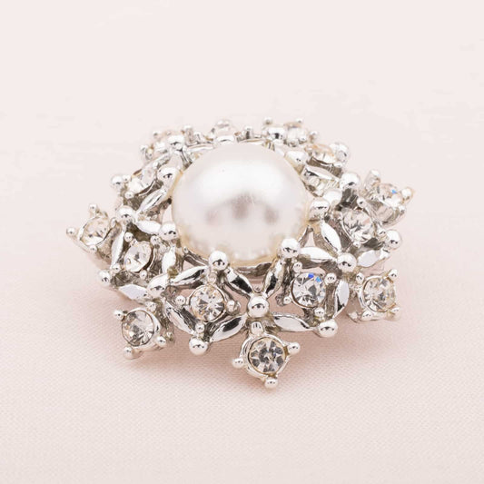 Sarah-Coventry-kleine-silberfarbene-Brosche-mit-Strass-und-Perle