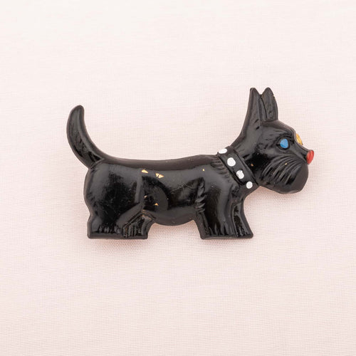 Figurative Scottish Terrier Brooch from the 40s