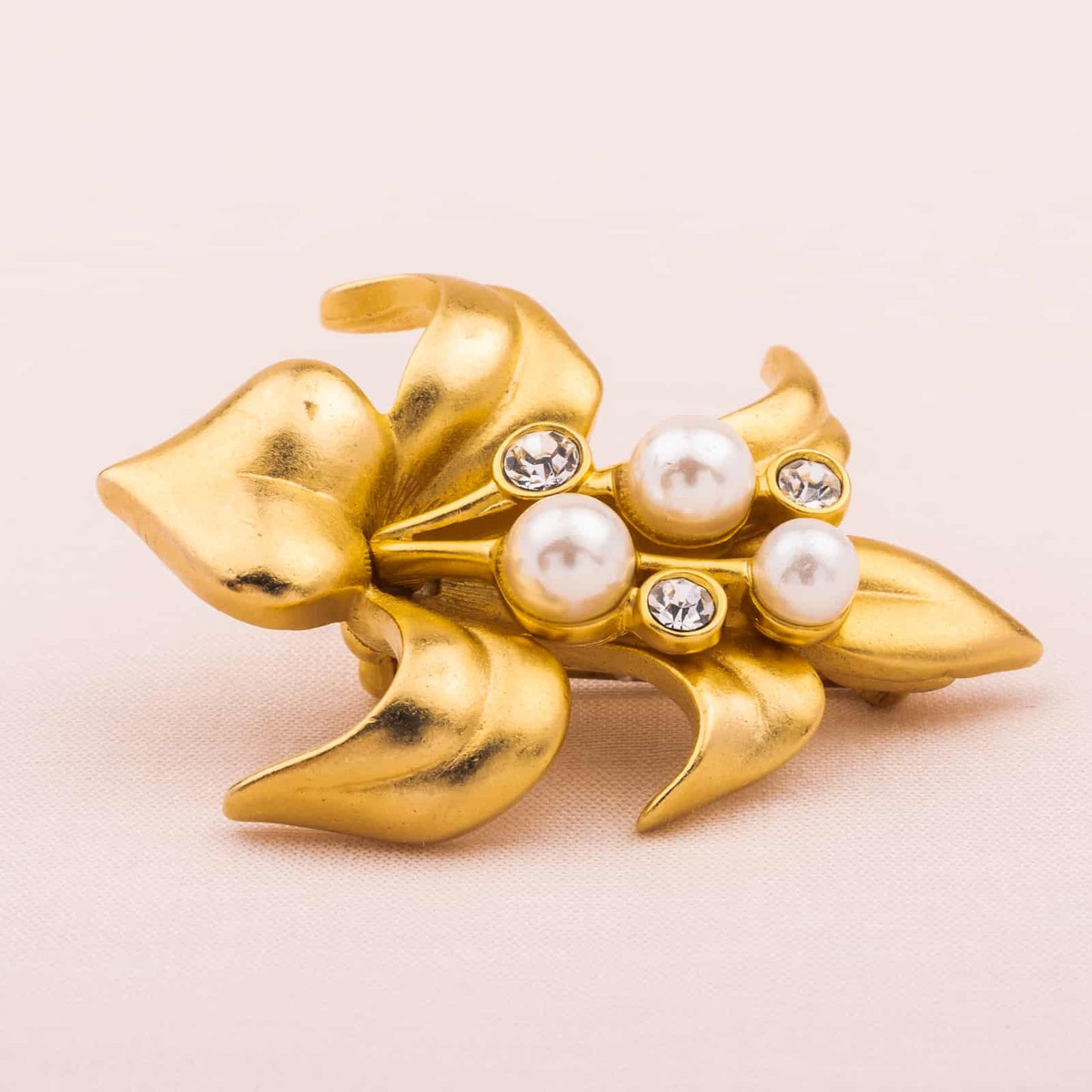 Swarovski-Blumen-Brosche-Vergoldet-Perlen-Kristalle