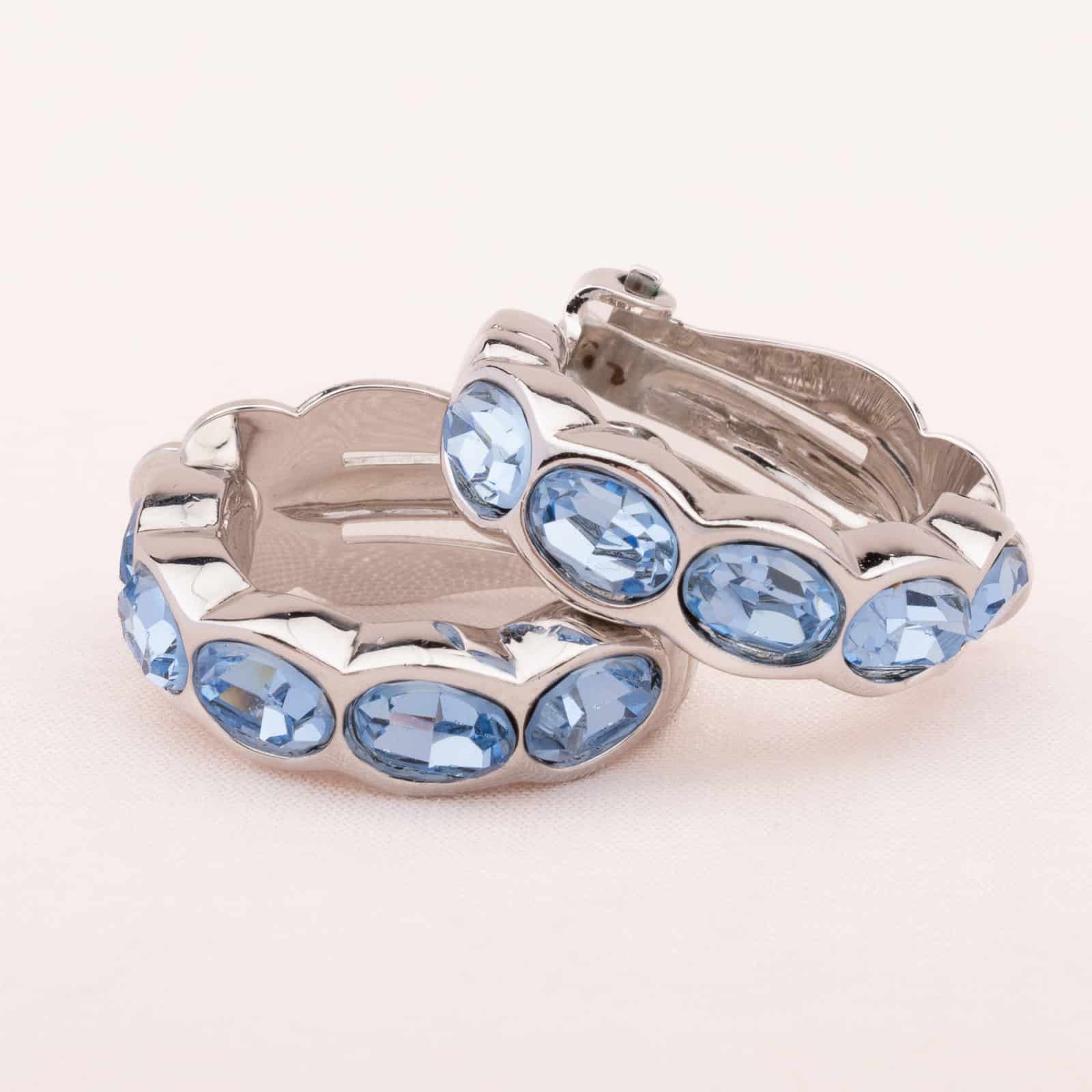 Swarovski-Kreolen-Ohrclips-silberfarben-mit-blauen-ovalen-Kristallen