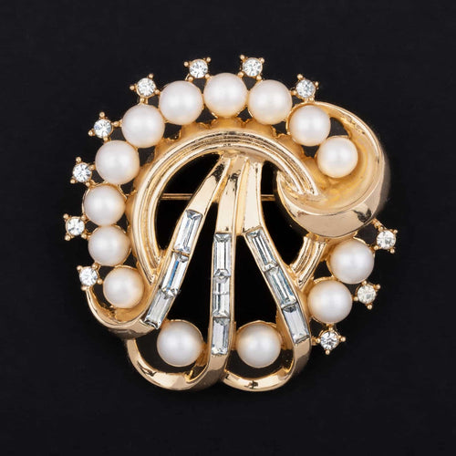 TRIFARI round pearl and rhinestone brooch