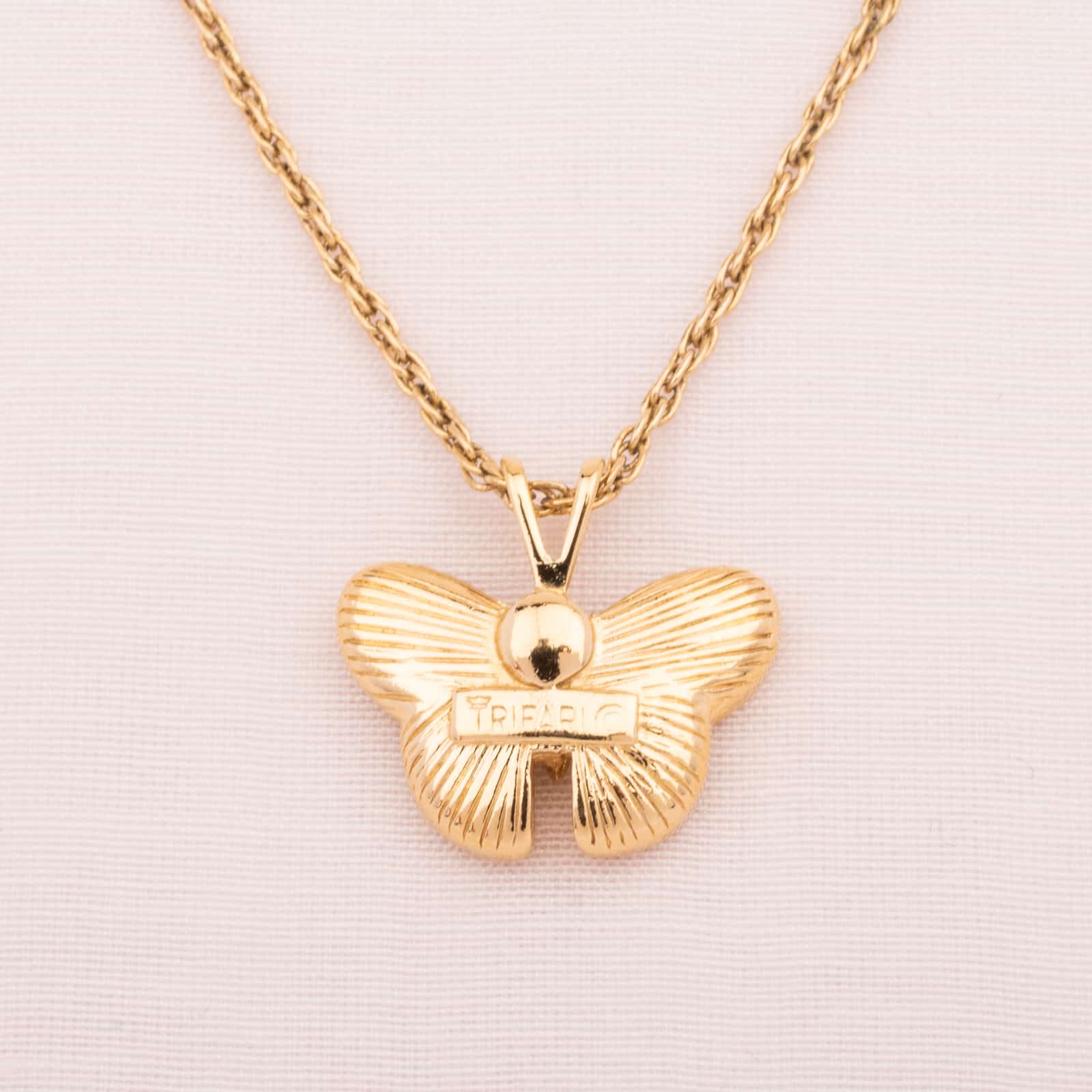 Trifari butterfly necklace shop