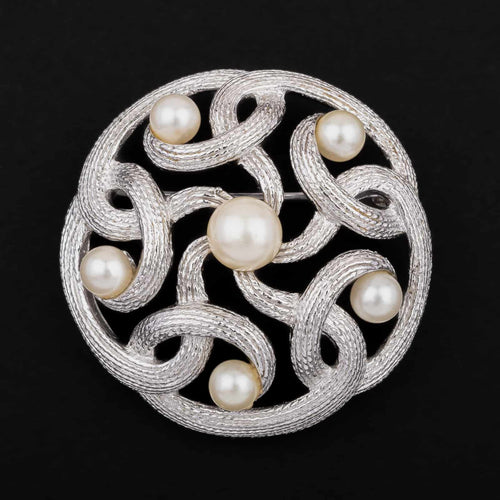 TRIFARI runde silberfarbene Brosche mit Perlen