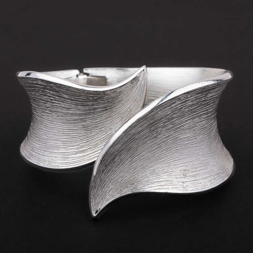 TRIFARI silver-colored open bangle