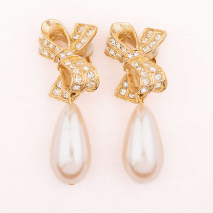 Vintage-Schleifen-Ohrringe-mit-Perlentropfen-Hänger