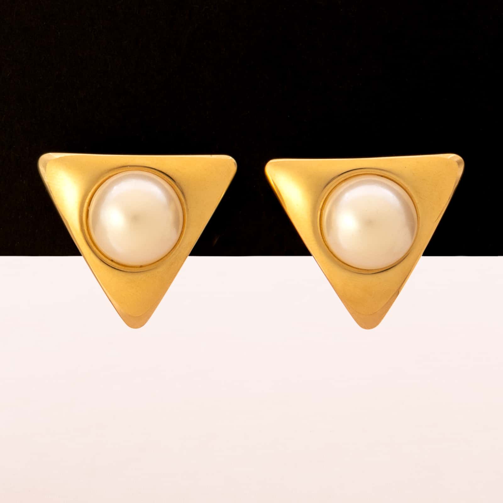 Napier-dreieckige-vergoldete-Perlen-Ohrclips