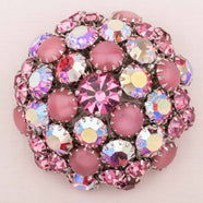 Große Kuppel Brosche aus rosa Aurora Borealis Strasssteinen von WARNER